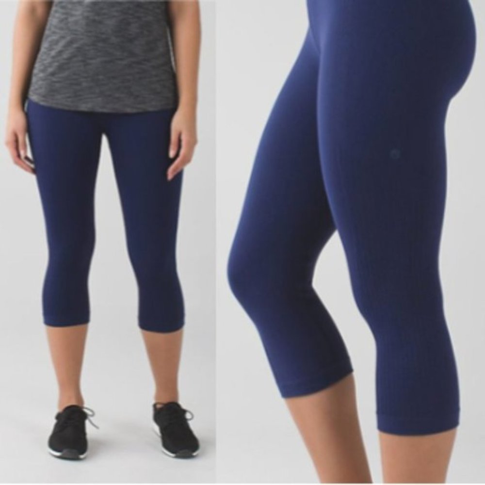 Lululemon Flow & Go Crop (19"). Size 8.